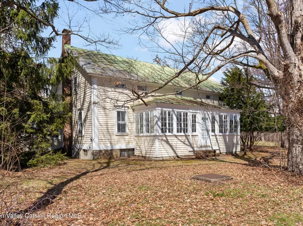 24 Schmidt Road, Ghent, NY 12075