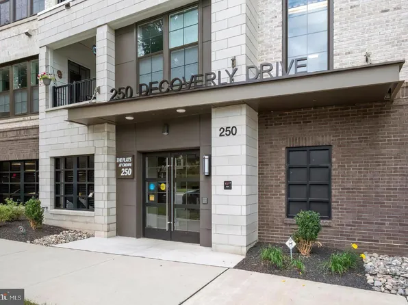 250 Decoverly Dr #228, Gaithersburg, MD 20878