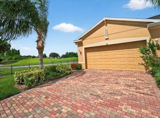 821 Chipper Dr, Sun City Center, FL 33573
