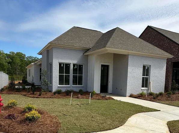 136 Water St, Madison, MS 39110