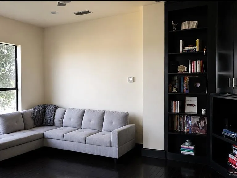 310 Rio Grande Dr — Photo 11