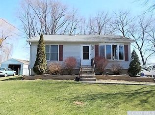 113 Kings Rd, Coxsackie, NY 12051