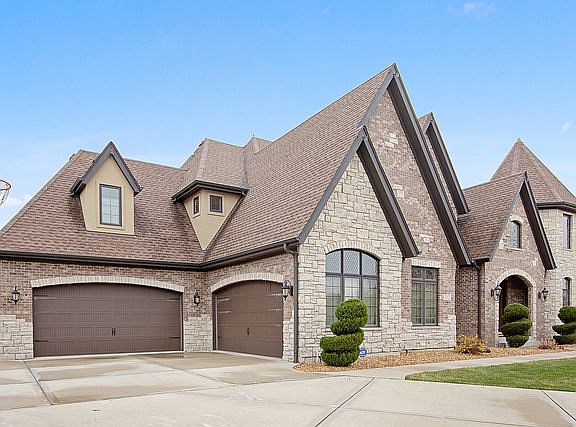 3rd image of 22679 S Pebble Lake Ct