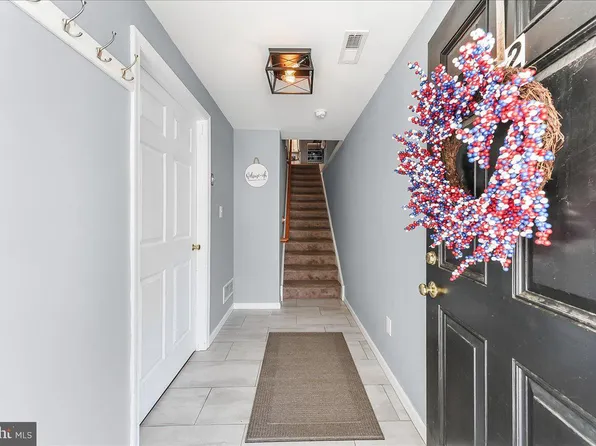 112 Dayton St, Phoenixville, PA 19460