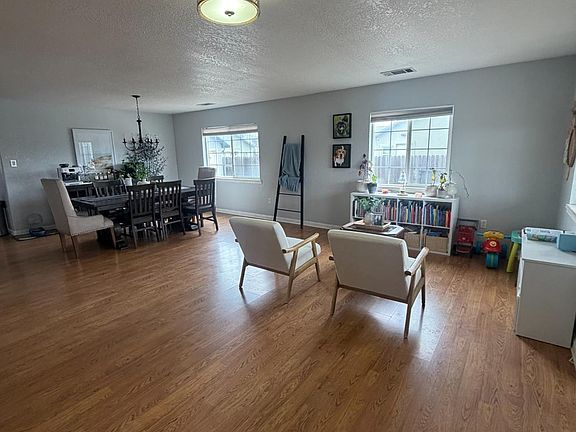 5th image of 5712 E Jahant Rd