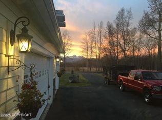 6390 N Farm Loop, Palmer, AK 99645
