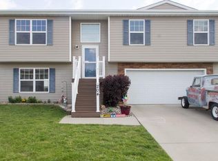 204 Tailfeather Dr NW, Bondurant, IA 50035