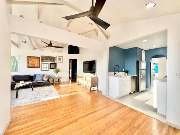 3945 Haines St #A, San Diego, CA 92109