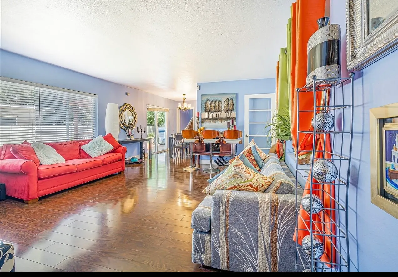 4 bed, 1811 sqft, $800 — Photo 2