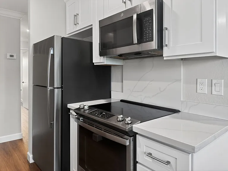 1566 Sunnyvale Ave #9 — Photo 10