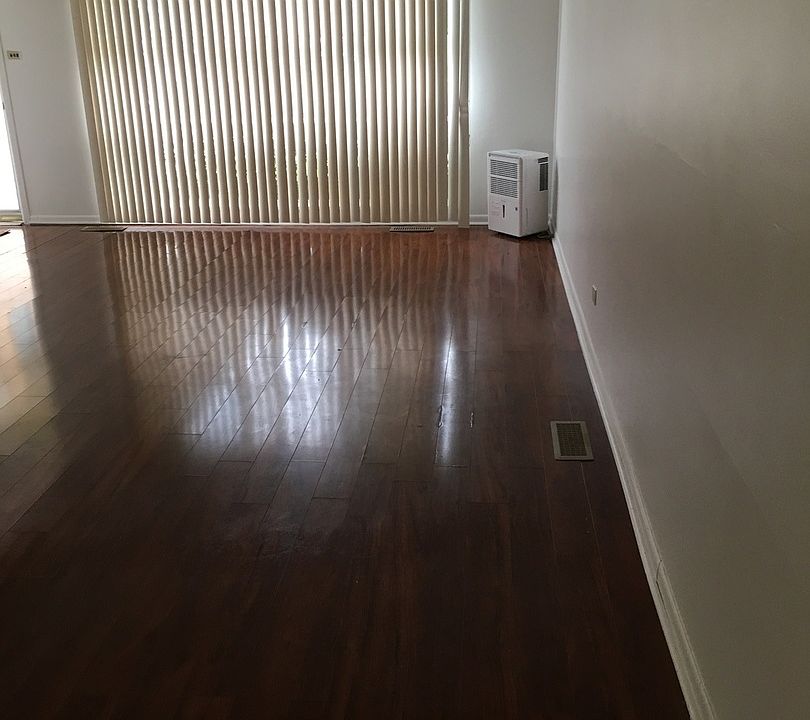 2nd image of 1120 Parkview Ave