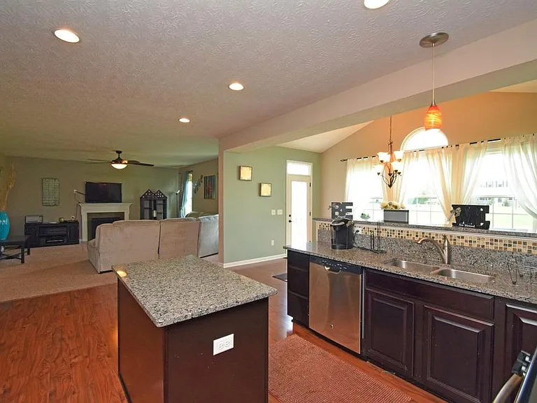 5015 Lakota Woods Dr — Photo 13
