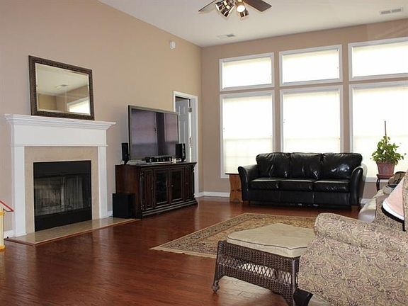 2nd image of 269 Gleneagles Way
