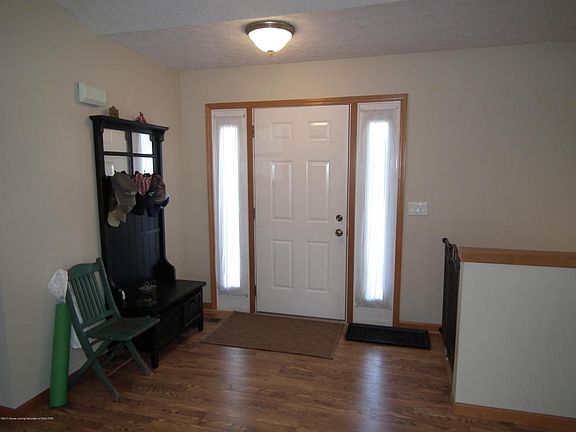 2nd image of 1327 Eastbury Dr