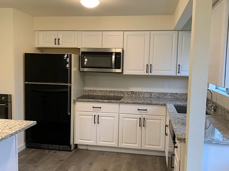 2903 Wilson Ave — Photo 3