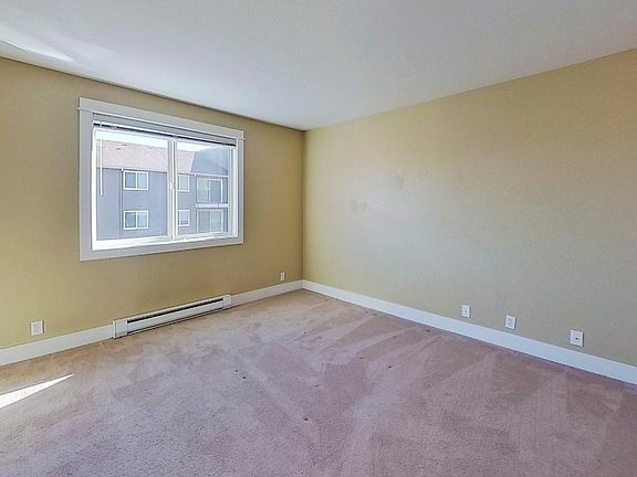 5th image of 939 N 101st St Unit 204
