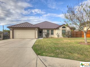 1652 Sunfire Cir, New Braunfels, TX 78130