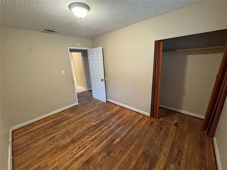 4670 Rosewood Dr — Photo 11