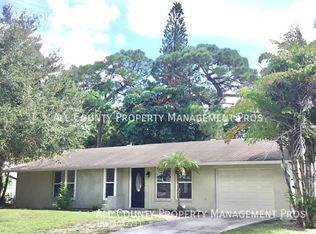 856 32nd St, Sarasota, FL 34234