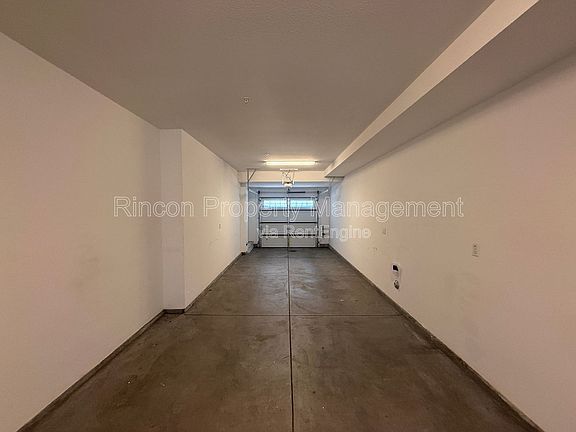 3rd image of 43 Jensen Ct