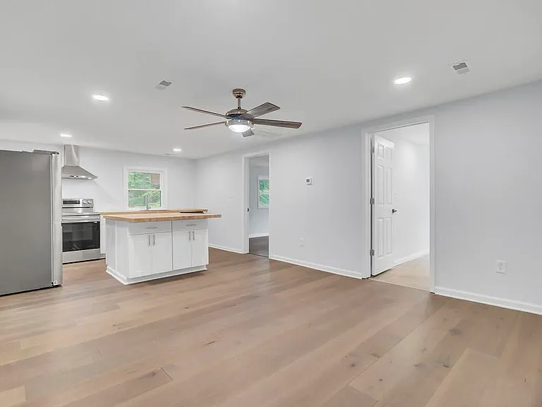 1822 Black Tom Rd #A — Photo 5