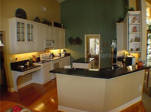 2nd image of 5324 Lake Bluff Ter