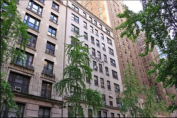 Rented by Avenues Real Estate | media 11