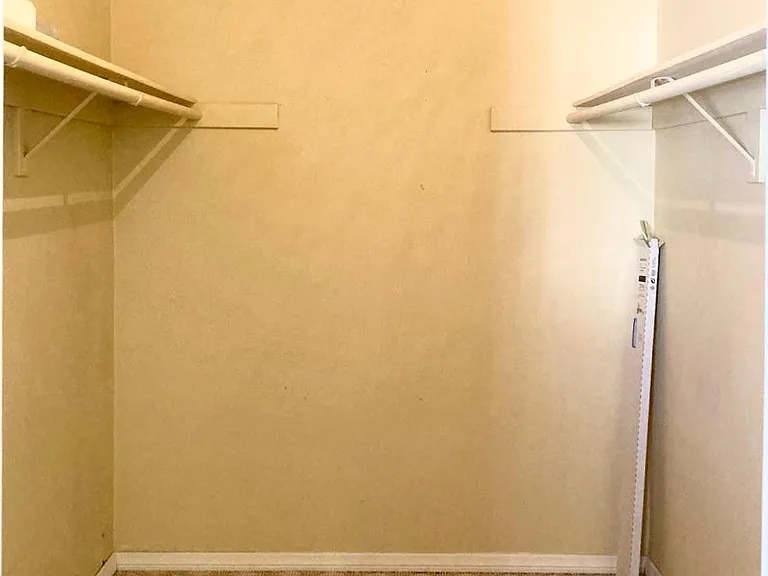 130 Albert St — Photo 16