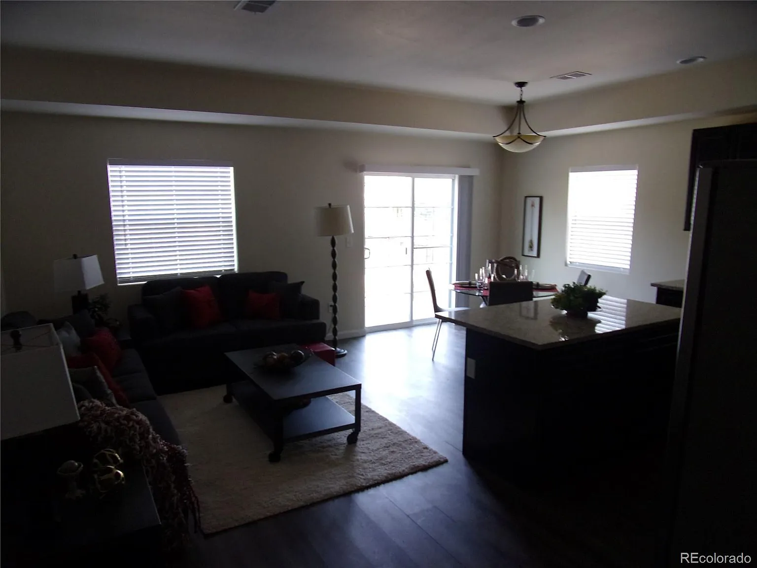 3 bed, 2.5 bath, 1369 sqft, $2,895 — Photo 4