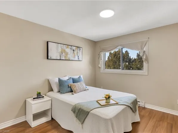 35 Breckenridge Dr #28, Kitchener, ON N2B 3H5