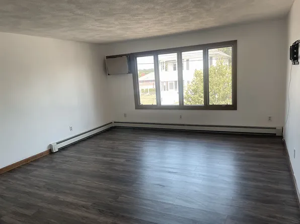 23 Colony St #1, Cranston, RI 02920