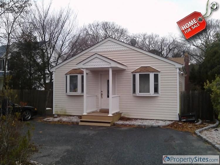 1st image of 78 Smithtown Polk Blvd