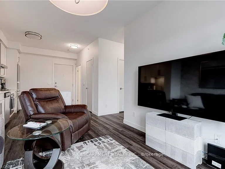 2087 Fairview St #2101 — Photo 12