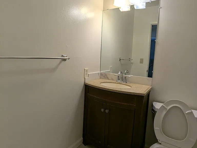 5617 Playa Del Rey #3 — Photo 12