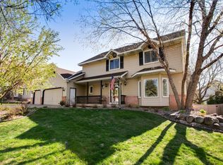 2593 Windsor Ln, Woodbury, MN 55125