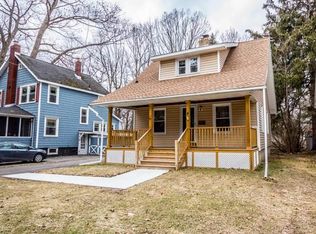 4 Nicholas Ave, Niskayuna, NY 12309