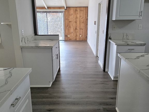 5th image of 2105 Wolcott Way