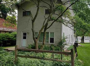 213 N Oak St, Wenona, IL 61377