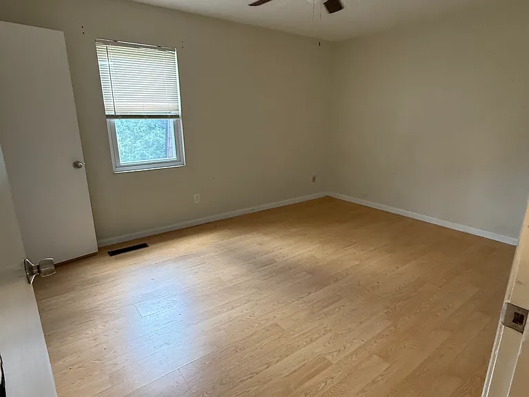 102 Helen Dr #A — Photo 11