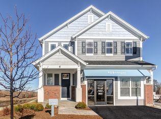 62 Commons Cir, Hawthorn Wodos, IL 60047