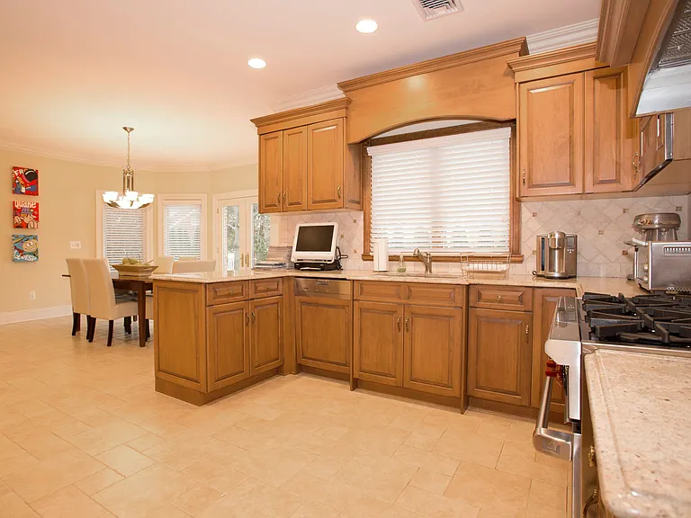 146 Palisade Ave — Photo 10