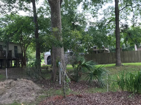 1315 Lieben Rd, Mount Pleasant, SC 29466