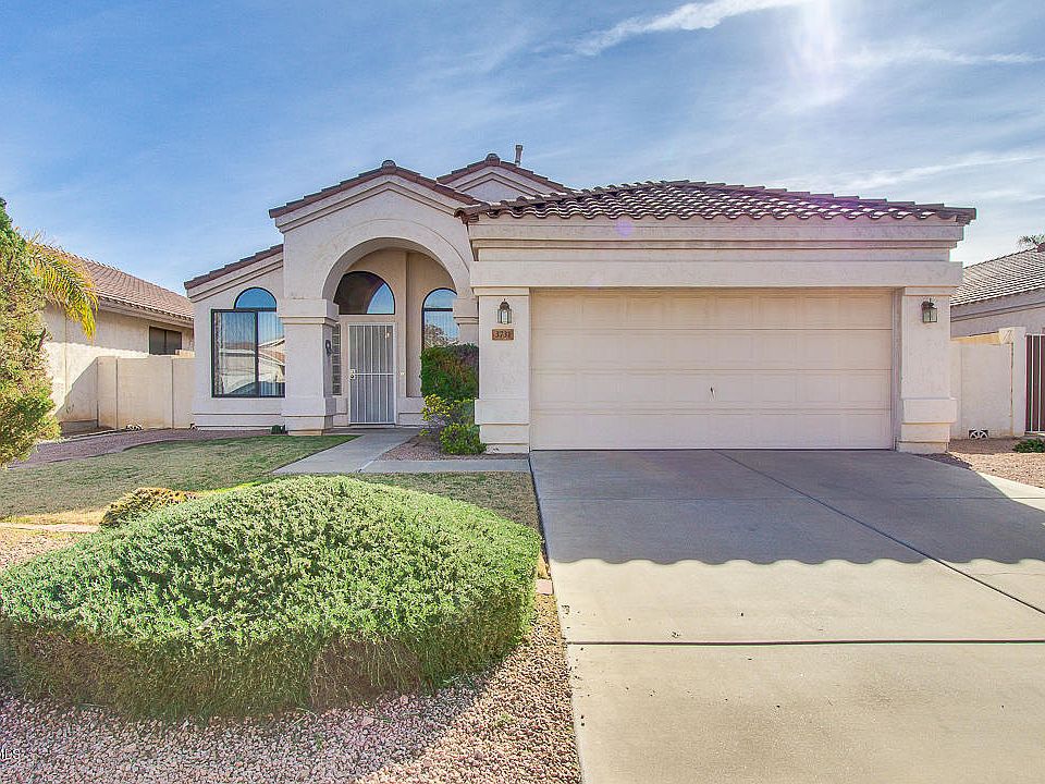 1st image of 3731 E Isabella Ave