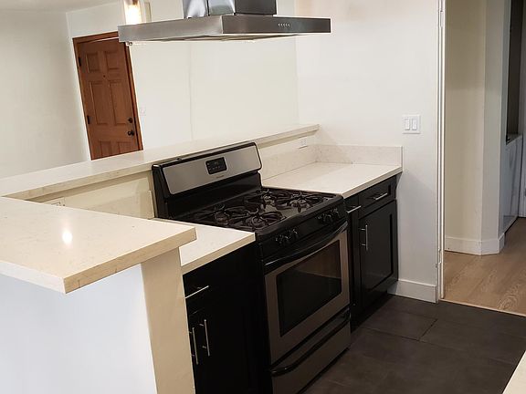 5th image of 11012 Fruitland Dr APT 1
