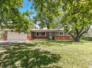 1927 E Cambridge St, Springfield, MO 65804