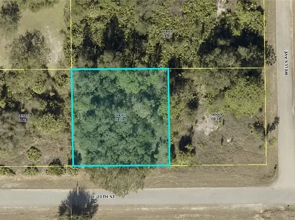 4105 20th St, Alva, FL 33920