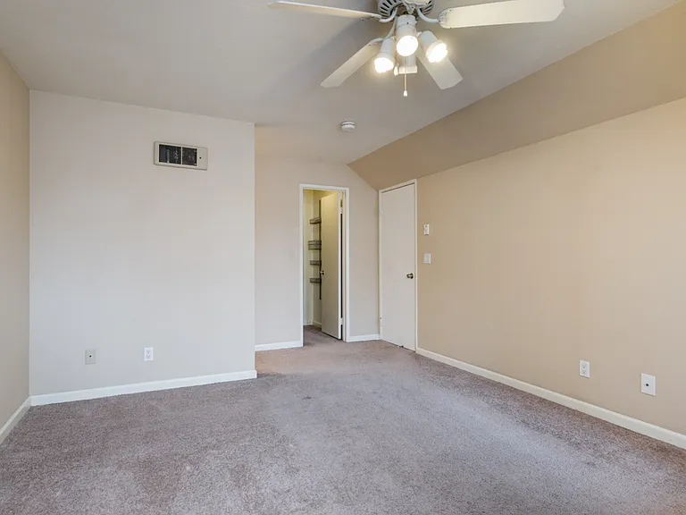3550 Lebon Dr #6407 — Photo 22