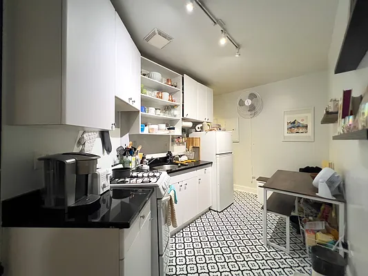 Rented by Denise Rosenblum, LREB | media 13