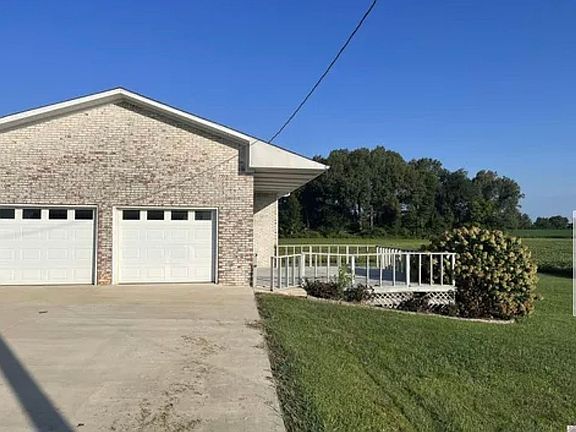 4th image of 1174 Hazelwood Rd