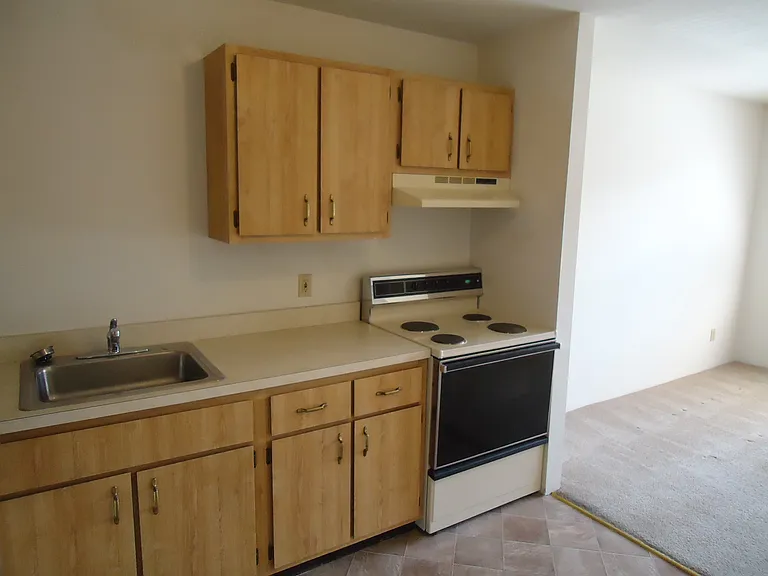 1220 Saline Rd #5 — Photo 6